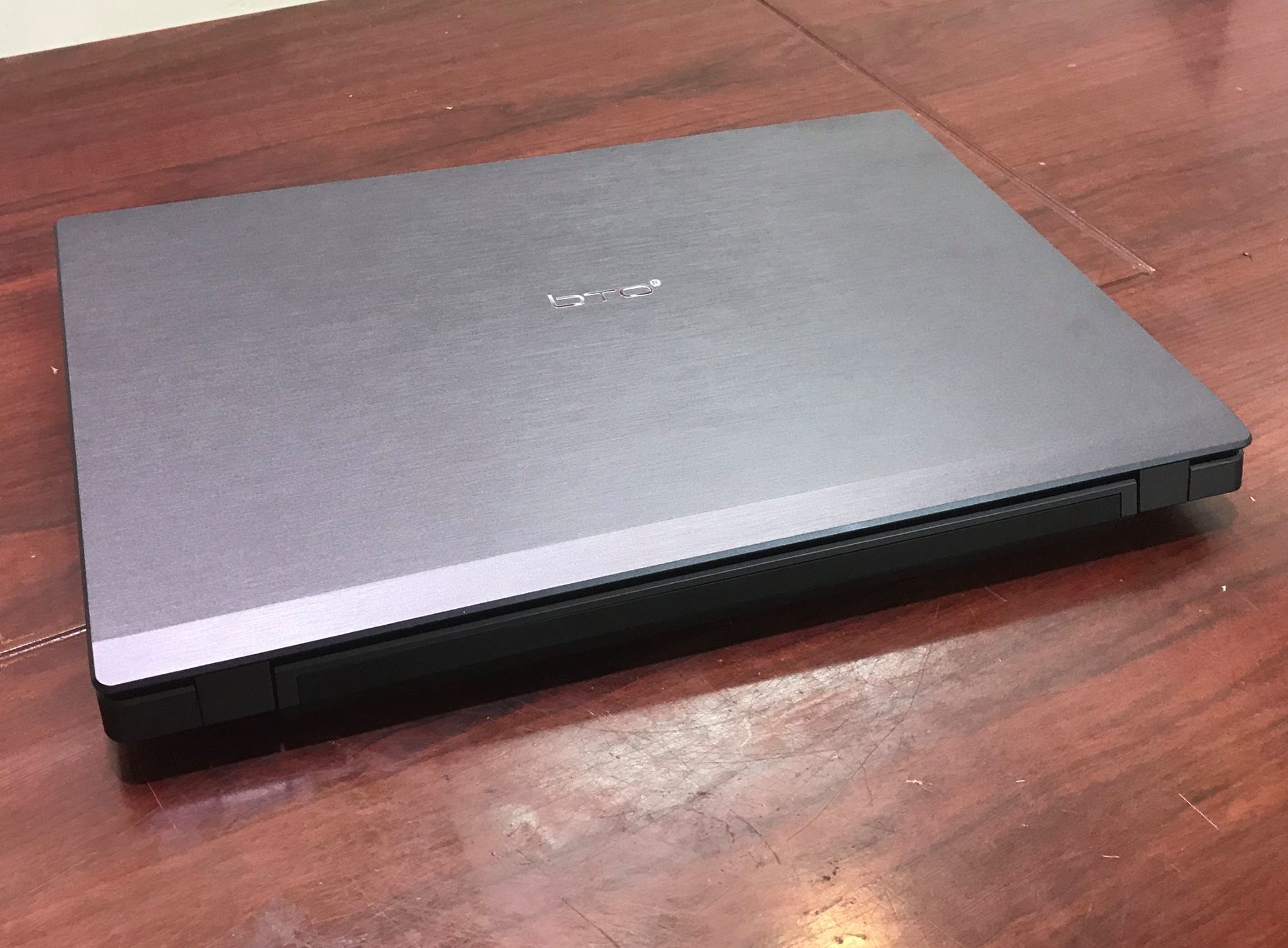 Laptop Clevo W650ZR1-6.jpg